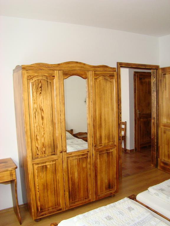 Emanapartmanok Sarvar Apartment Sarvar