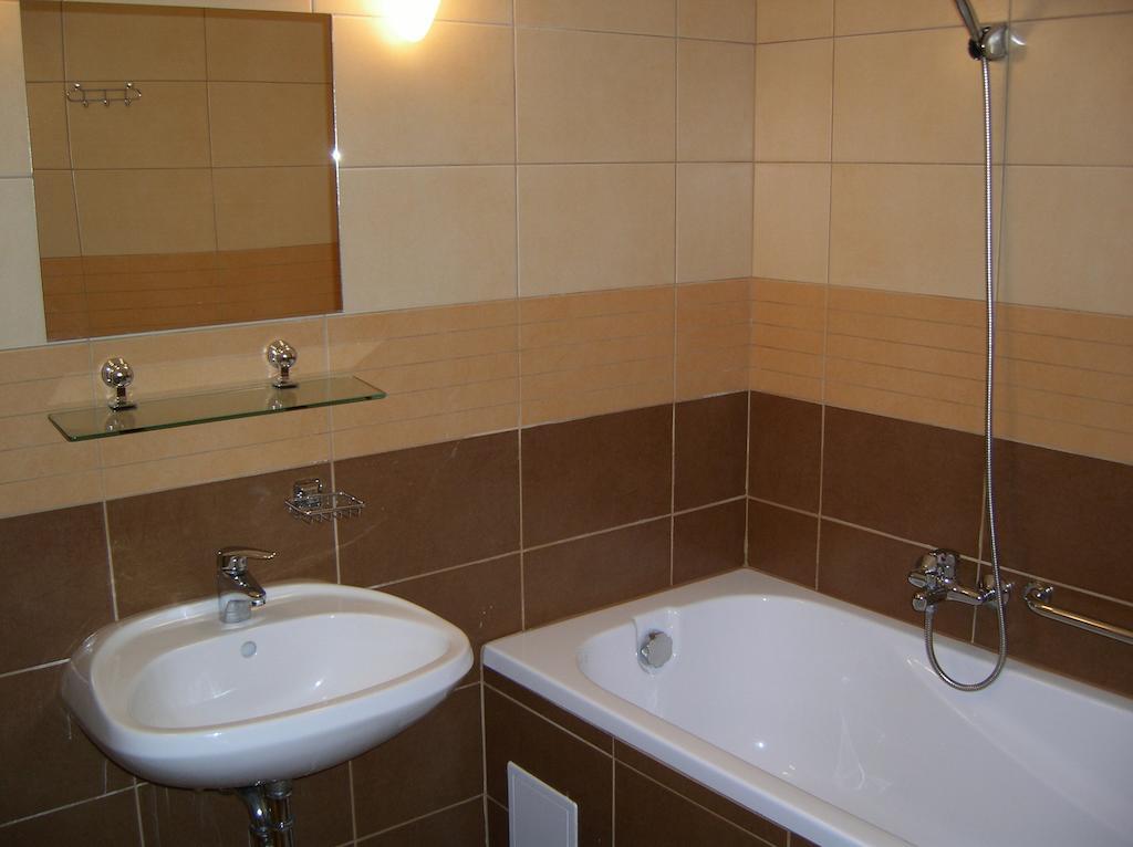 Emanapartmanok Sarvar Apartment
