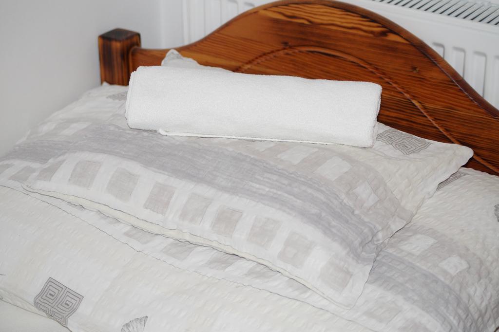 Apartment Emanapartmanok Sarvar *